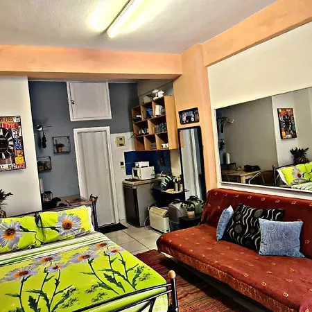 Private Studio Near Acropolis